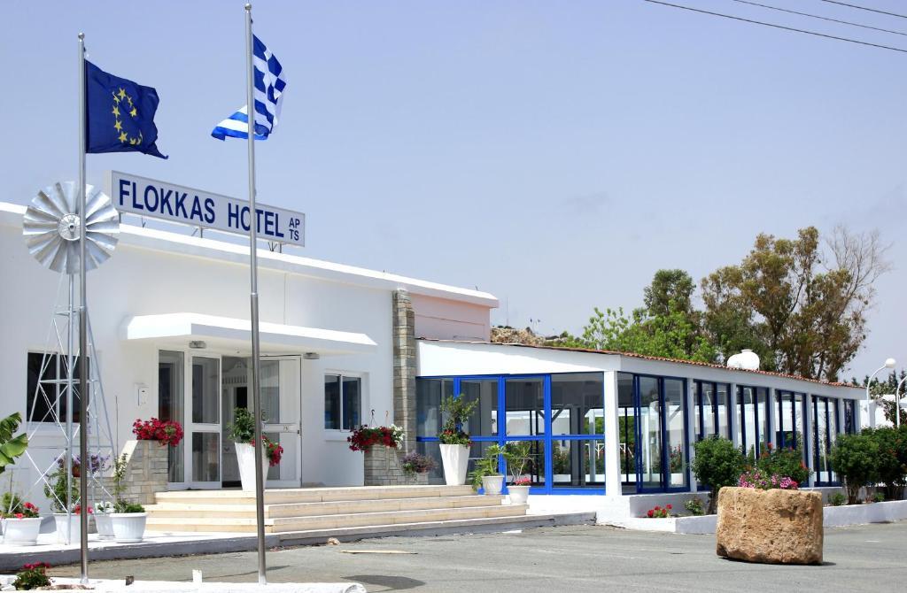 פרוטאראס Flokkas Hotel Apartments מראה חיצוני תמונה